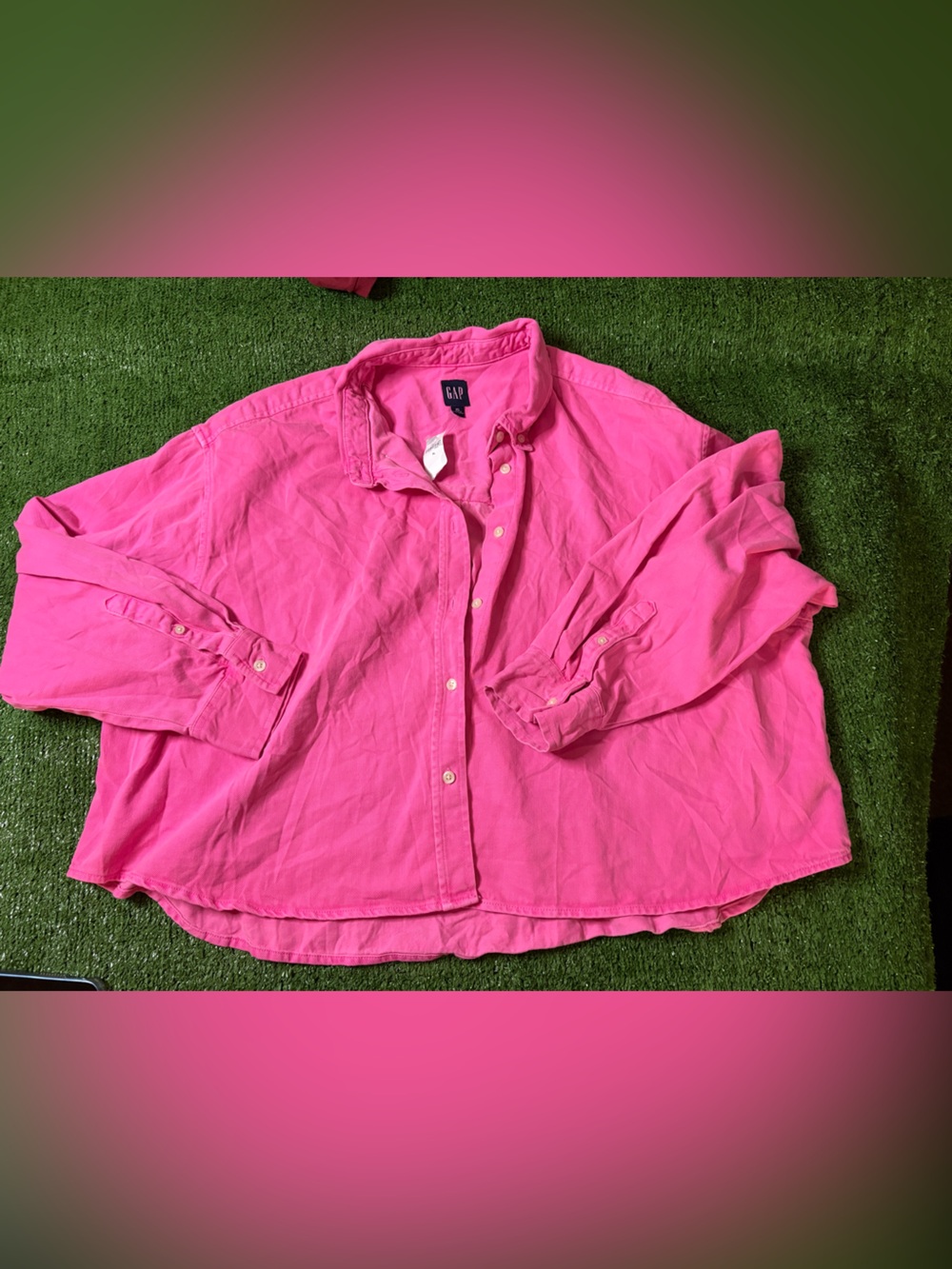 GAP women’s Button-Down Shirt in Hot Pink